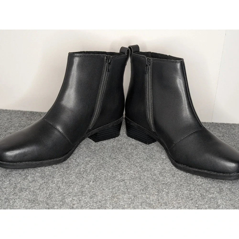 Clarks Collection Women's Danyelle Skip Block Heel Booties Black Size‎ 8 W Wide